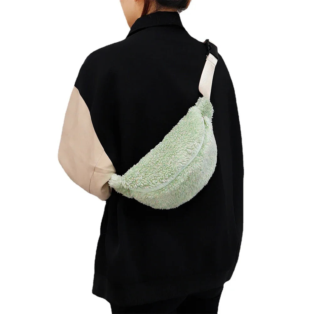 Sacoche banane peluche pratique