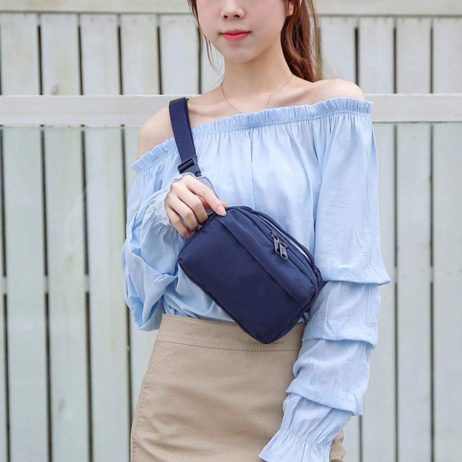 Mini sacoche poitrine à bandoulière femme bleue
