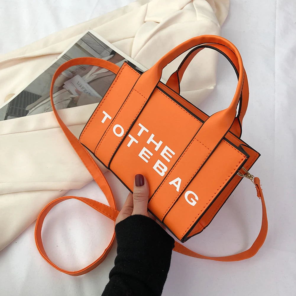 Fourre-tout compact en cuir élégant